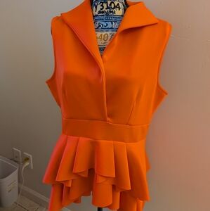 Bnwot Venus peplum top